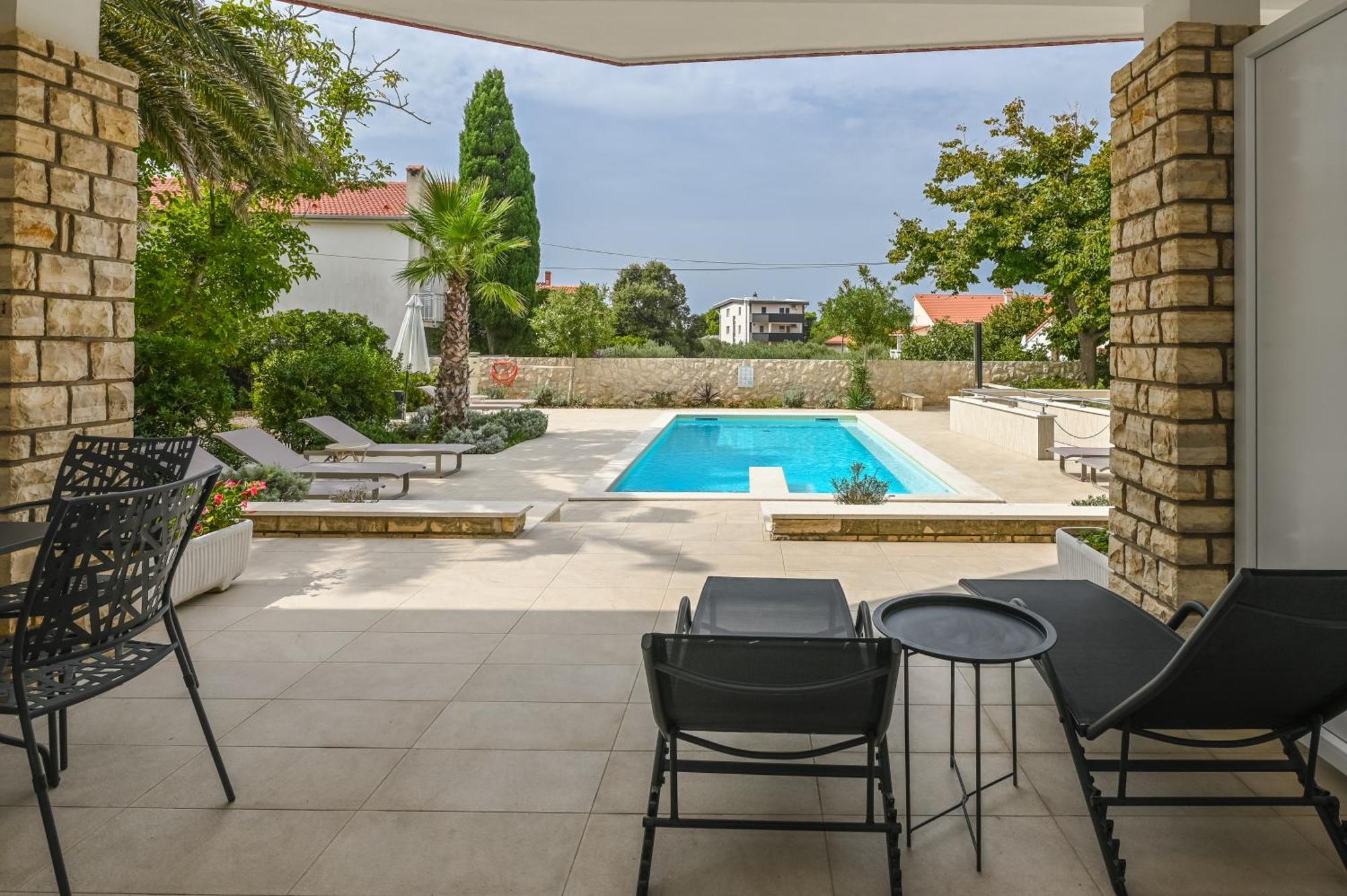 Seagull Pool Apartments & Studios โนวาลยา ภายนอก รูปภาพ