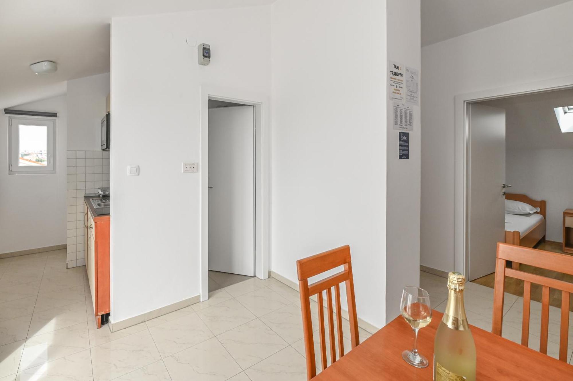 Seagull Pool Apartments & Studios โนวาลยา ห้อง รูปภาพ