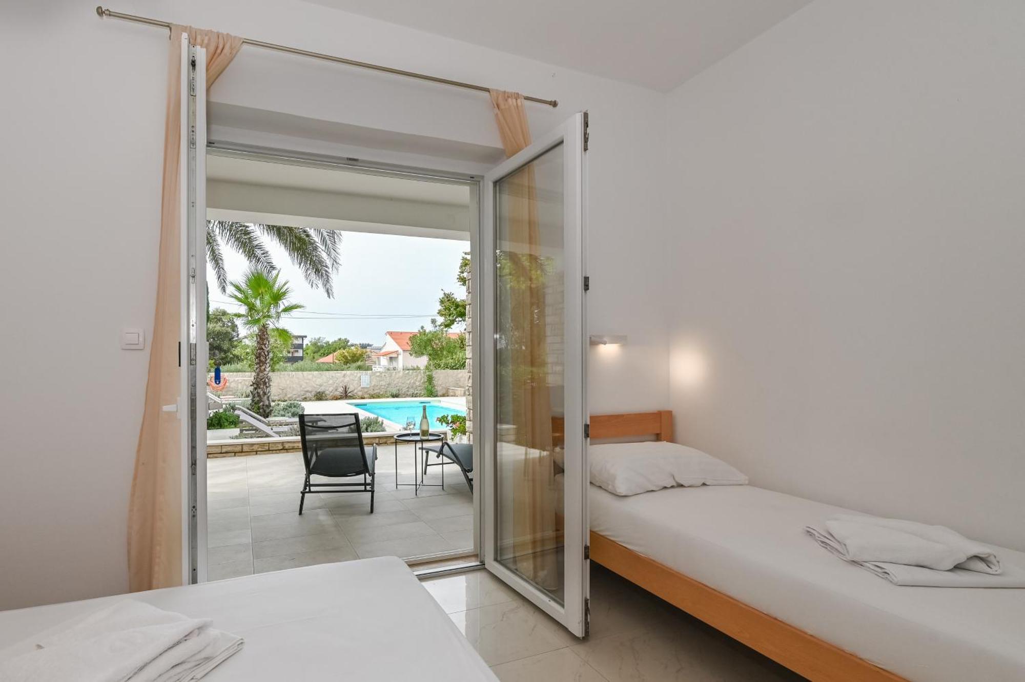 Seagull Pool Apartments & Studios โนวาลยา ห้อง รูปภาพ